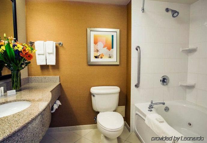 Fairfield Inn & Suites By Marriott Toronto Mississauga Exteriör bild